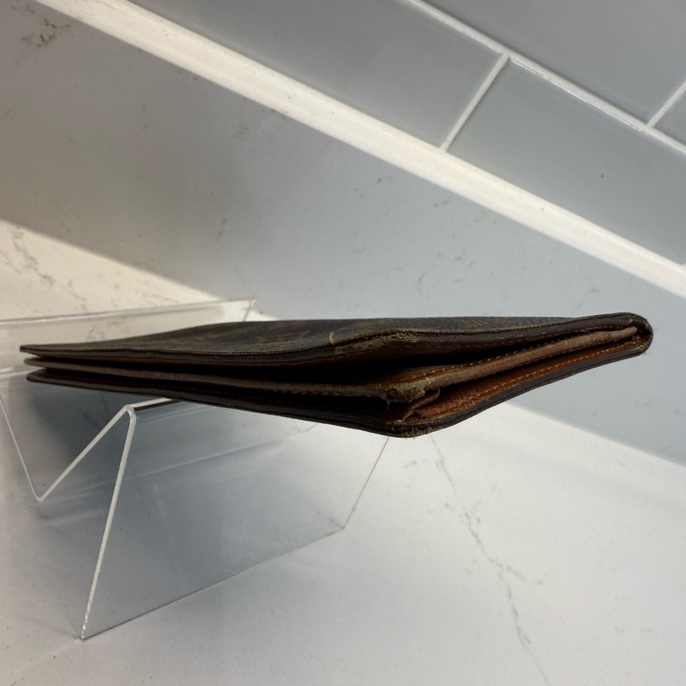 Louis Vuitton Brown Monogram Wallet - Picture 2 of 10